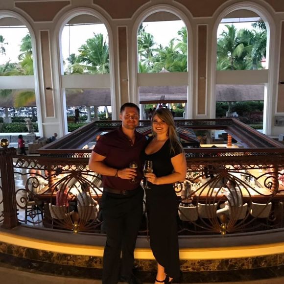 Meet your Posher, Bacall - Picture 1 of 1